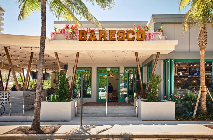 outdoor dining Pompano Beach